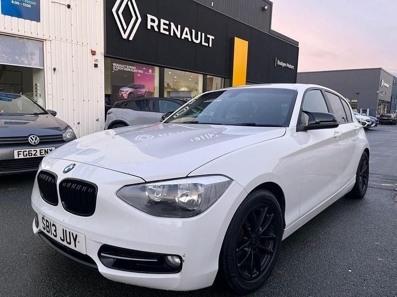 White Used 2013 BMW 114 Sport Line Hatchback | £3,500 (Fair price) - Image 1/4