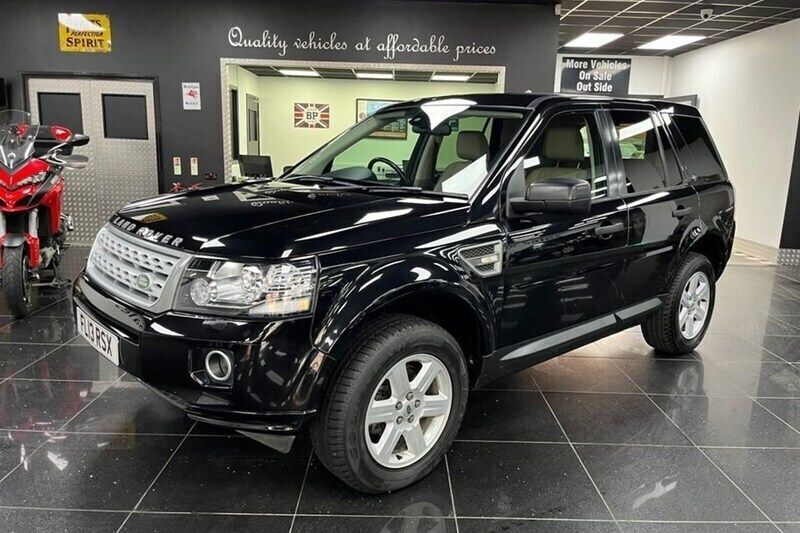 Black Used 2013 Land Rover Freelander 2 S SUV | £10,499 (A bit pricey) - Image 1/1