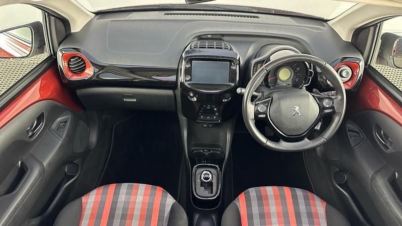 Used Peugeot 108 Collection 72 HP (52 kW) 2019 Red Hatchback