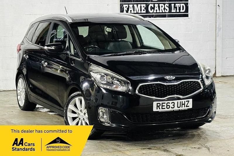 Used Kia Carens 2013 Black MPV