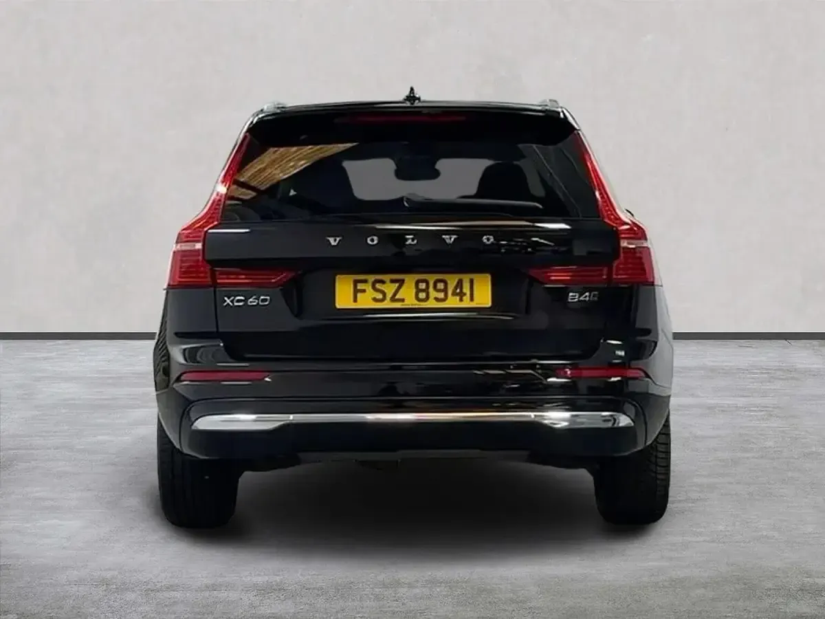 Used Volvo XC60 Inscription 2022 Black SUV