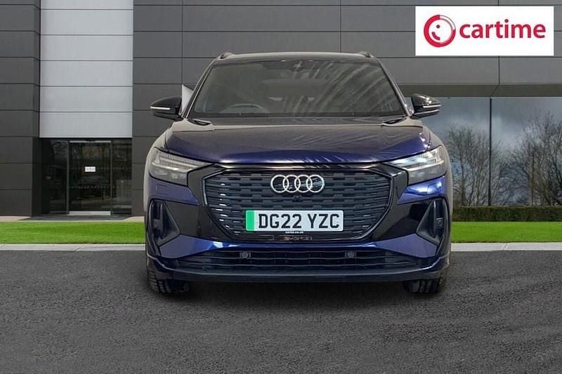 Second-hand Audi Q4 e-tron Advanced 150 kW (204 CP) 2022 Albastru SUV