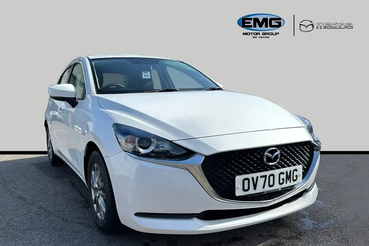 Begagnad Mazda 2 75 HK (55 kW) 2020 Vit Halvkombi