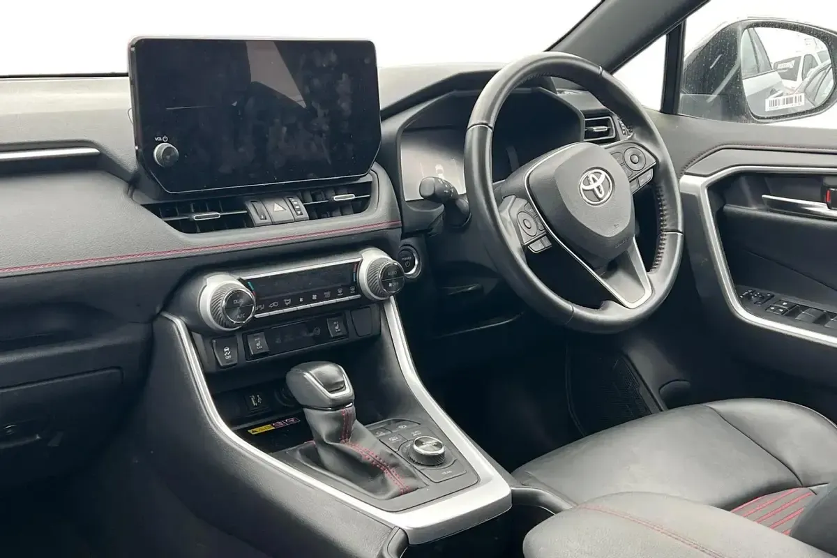 Second-hand Toyota RAV4 Hybrid 2023 Argintiu SUV