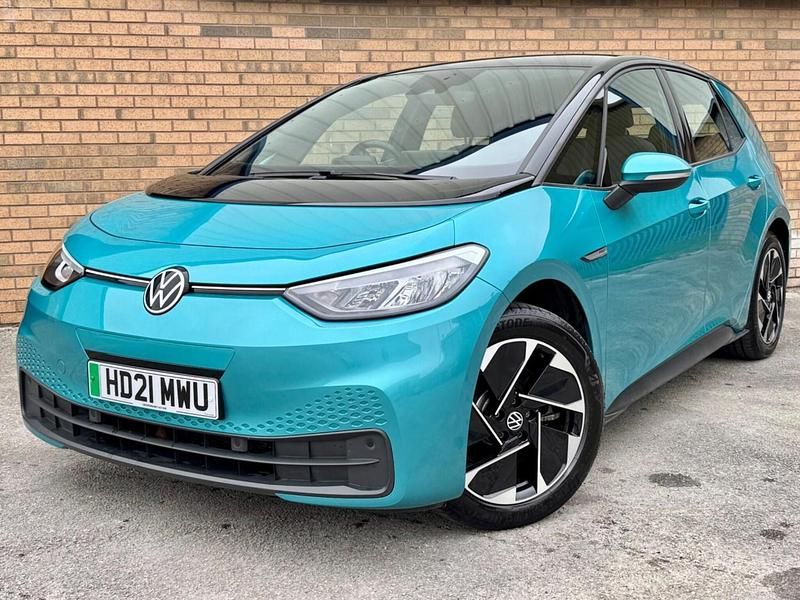Blue Used 2021 VW ID.3 Pro Performance Hatchback | £13,497 (Good price) - Image 1/4