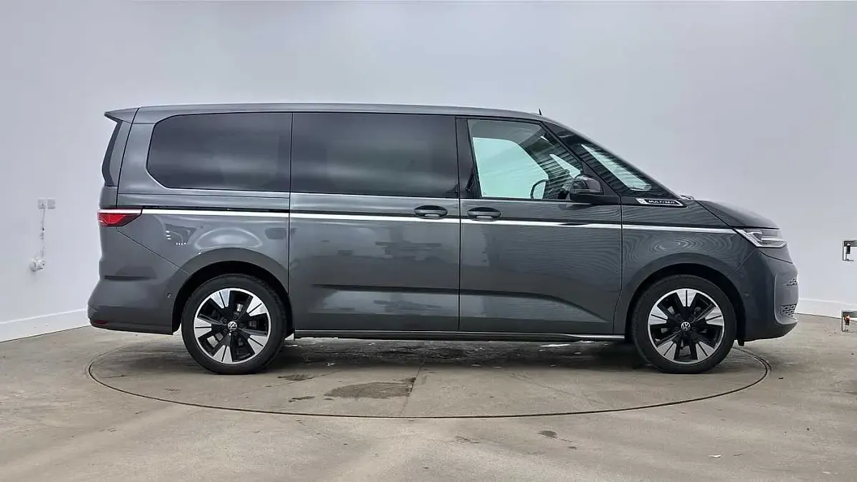 Used VW Multivan Style 150 HP (110 kW) 2026 Grey MPV