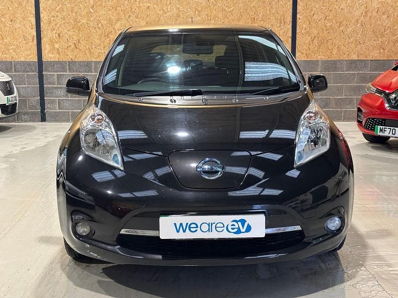 Used Nissan Leaf Acenta 80 kW (109 HP) 2015 Black Hatchback