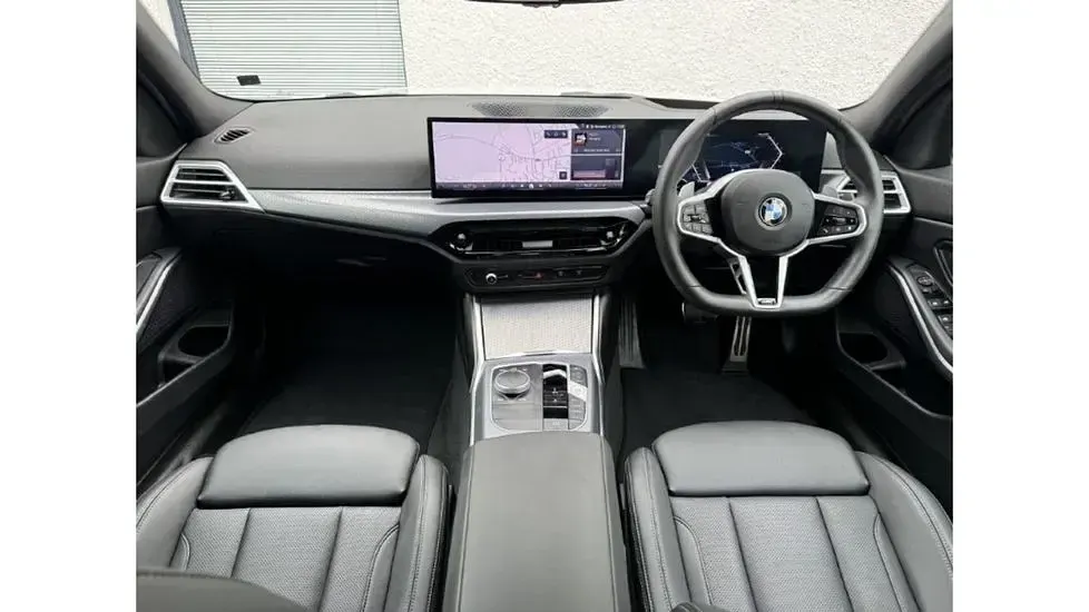 Used BMW 320 M Sport 181 HP (133 kW) 2025 White Sedan