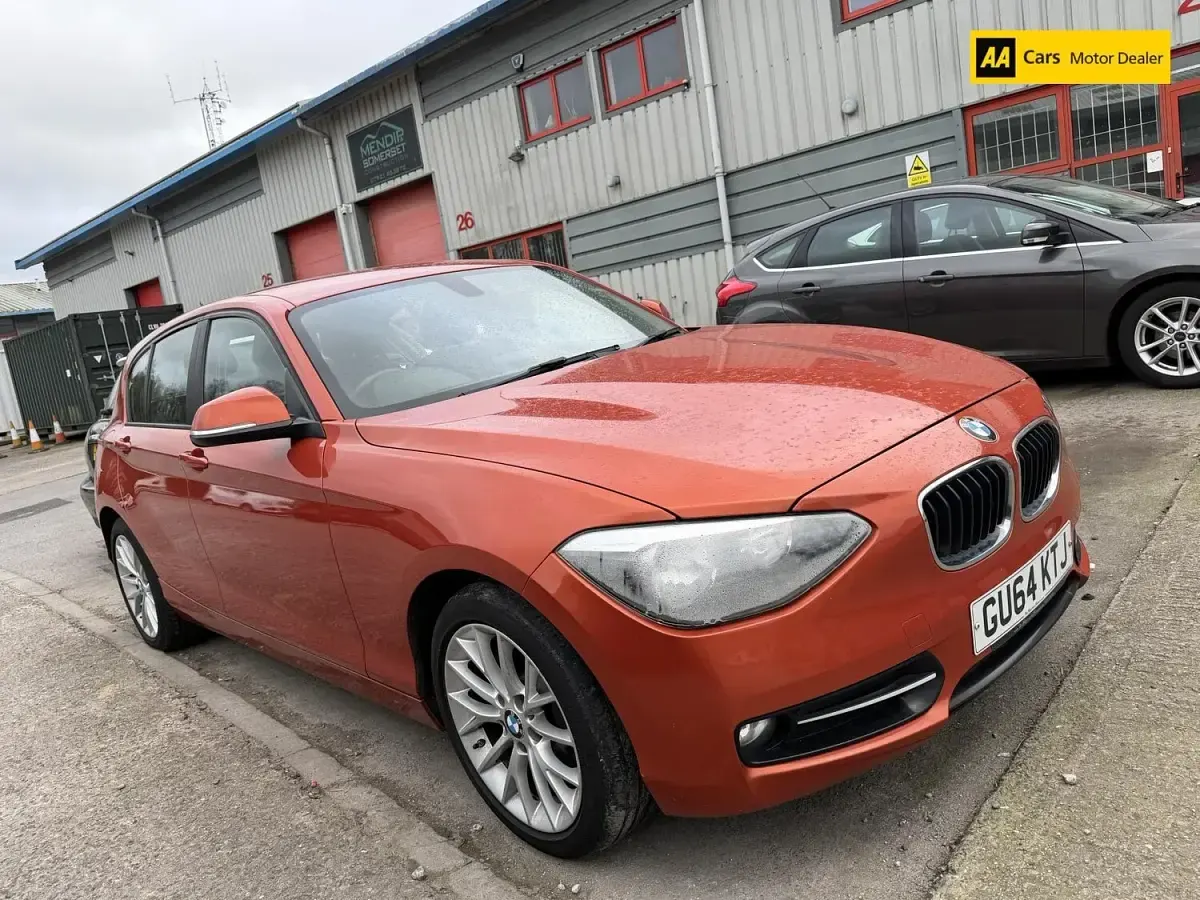 Used BMW 118 Sport Line 143 HP (105 kW) 2014 Orange Hatchback