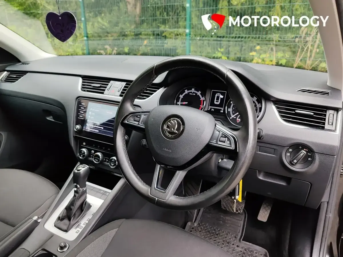 Used Skoda Octavia SE Technology 115 HP (84 kW) 2018 Black Estate