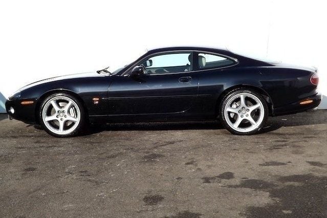 Used Jaguar XKR 400 HP (294 kW) 2004 Coupe
