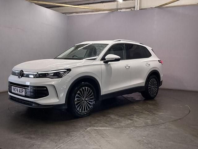 Used VW Tiguan Match 150 HP (110 kW) 2024 White SUV