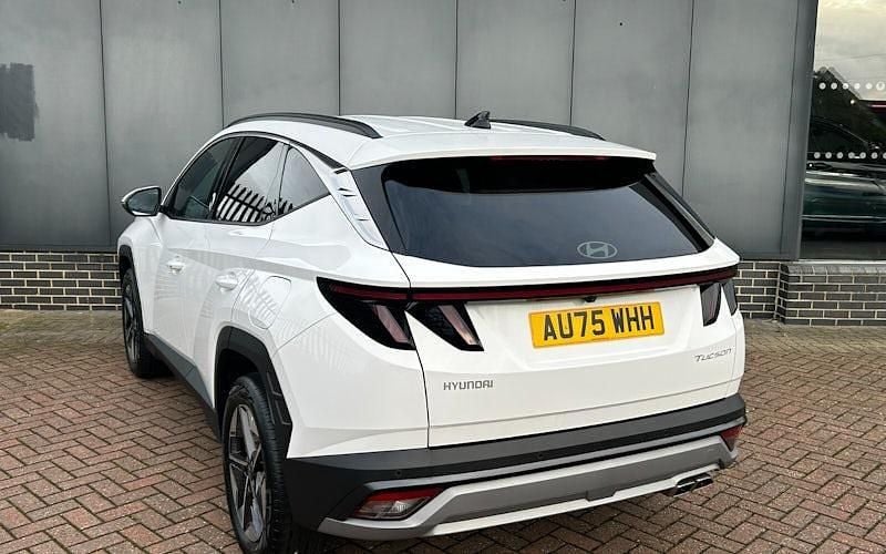 New Hyundai Tucson Premium 160 HP (117 kW) 2025 Atlas white SUV