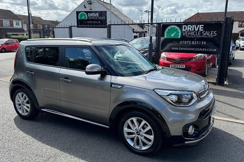 Silver Used 2018 Kia Soul 2 SUV | £8,499 (Fair price) - Image 1/1