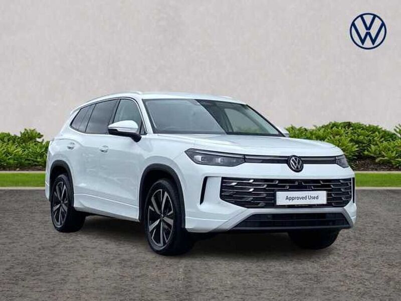 Used 2025 VW Tayron Elegance SUV | £42,990 (Good price) - Image 1/4