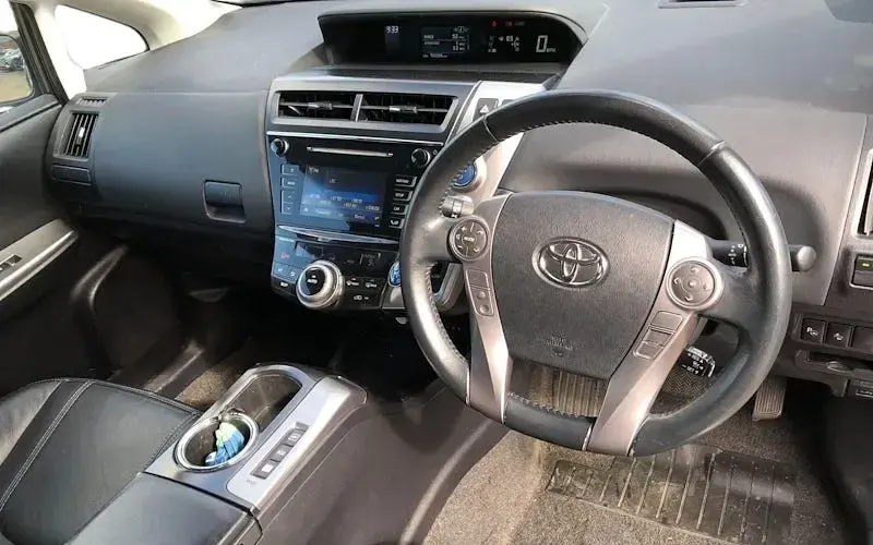 Used Toyota Prius+ 136 HP (100 kW) 2018 MPV