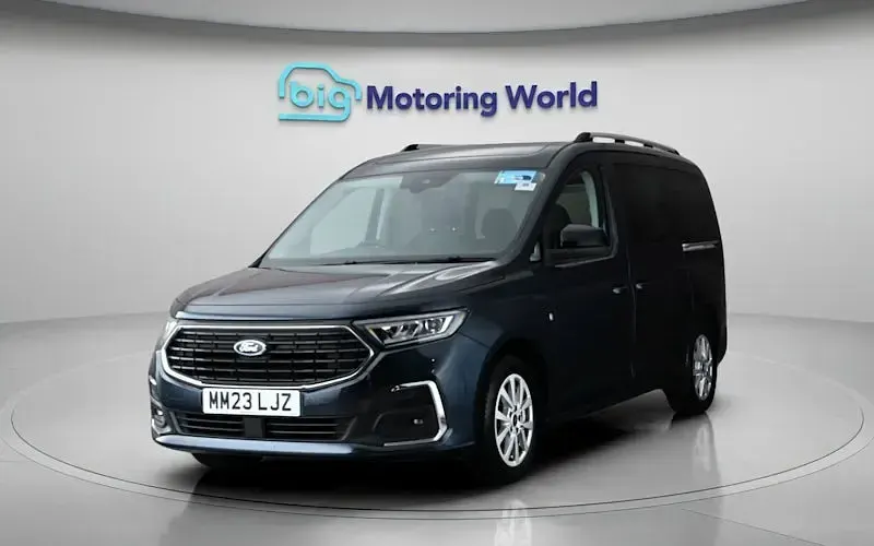 Used Ford Tourneo Connect Titanium 122 HP (89 kW) 2024 MPV