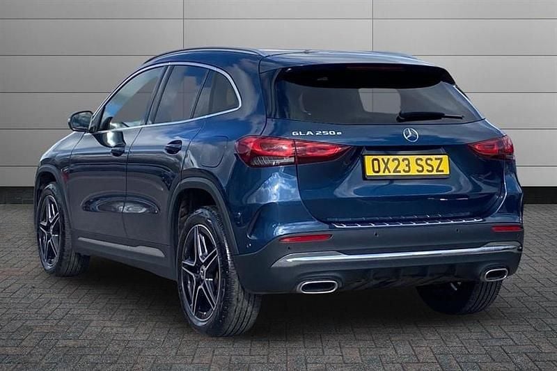 Used Mercedes GLA250 Executive 218 HP (160 kW) 2023 Blue SUV