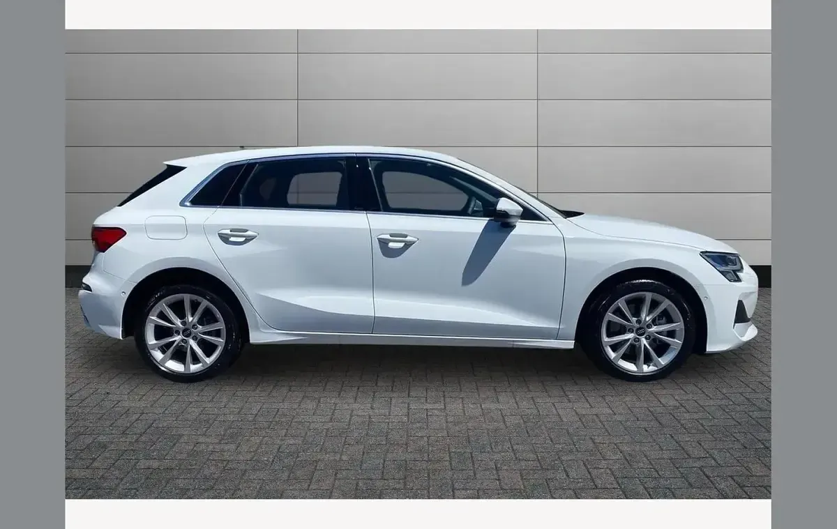 New Audi A3 e-tron Sport 204 HP (150 kW) 2025 White Hatchback