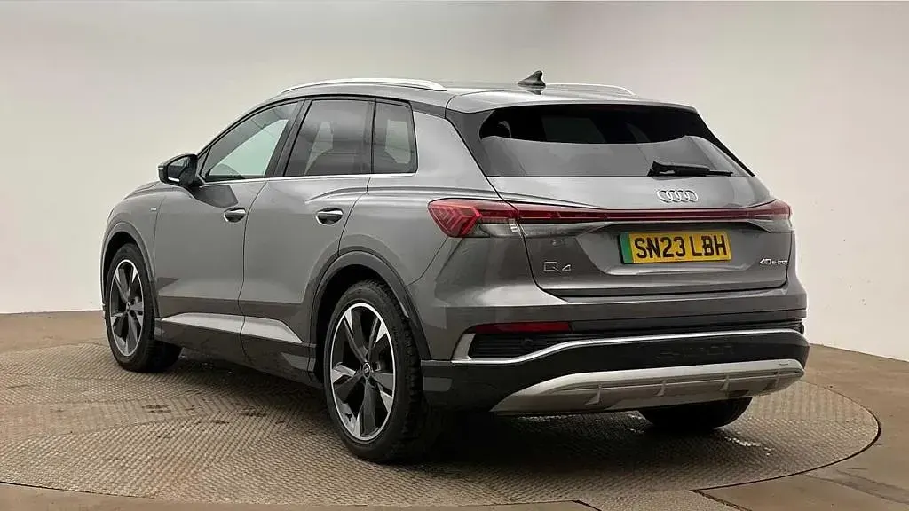 Used Audi Q4 e-tron S-Line 150 kW (204 HP) 2023 Grey SUV