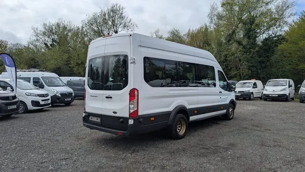 Used Ford Transit 125 HP (91 kW) 2015 White/white