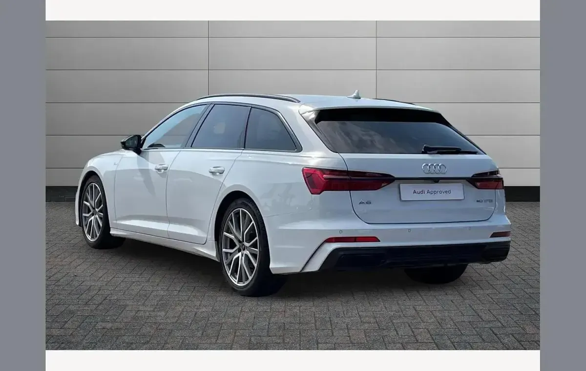 Used Audi A6 Black Edition 204 HP (150 kW) 2023 White Estate