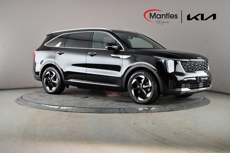 Black Used 2025 Kia Sorento SUV | £42,990 (A bit pricey) - Image 1/4
