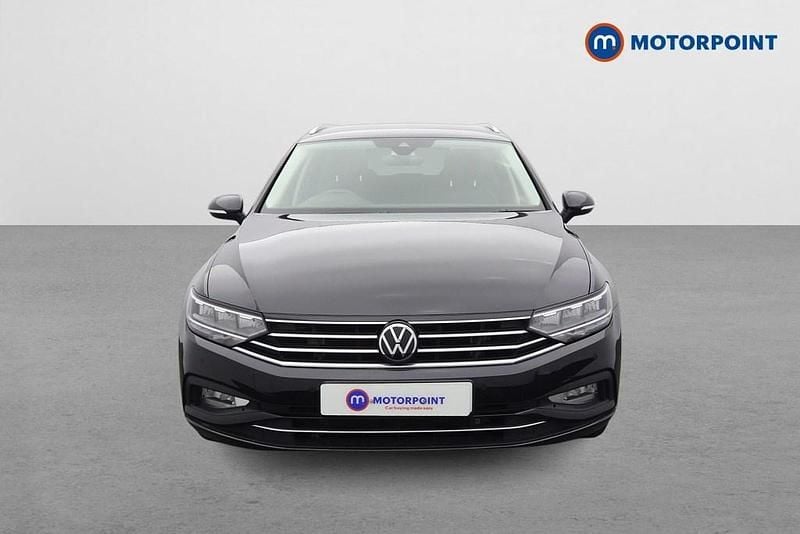 Used VW Passat SEL 150 HP (110 kW) 2022 Black Estate