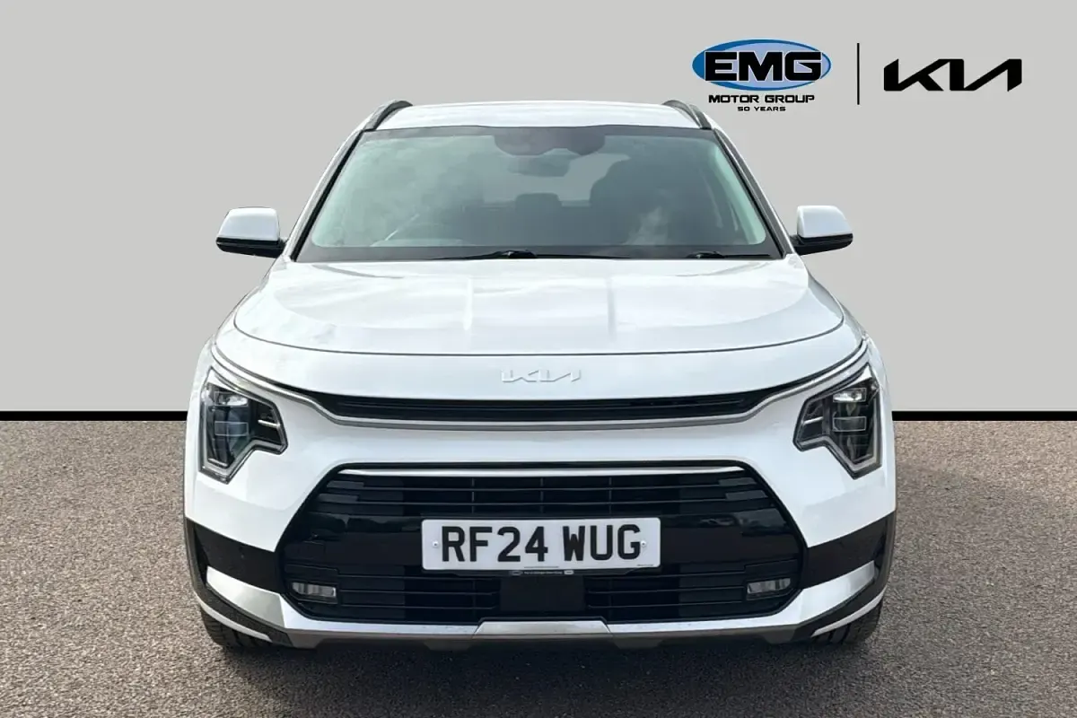 Używany Kia Niro 139 KM (102 kW) 2024 Biały SUV
