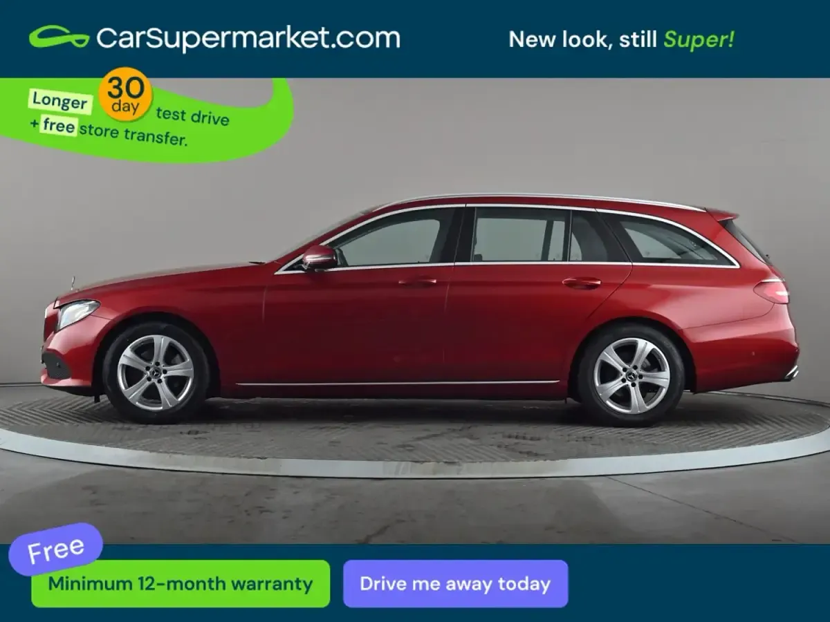 Gebraucht Mercedes E220 SE 2017 Rot Kombi