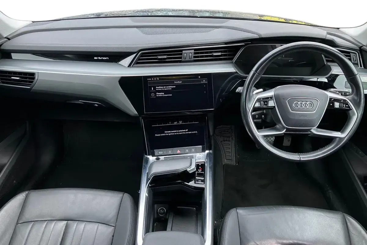 Used Audi e-tron Comfort 230 kW (313 HP) 2020 Black SUV