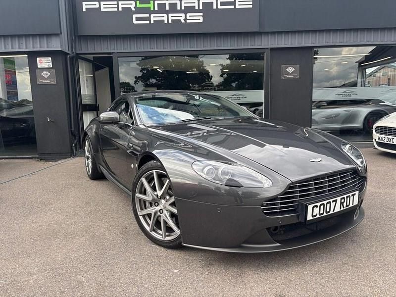 Silver Used 2015 Aston Martin Vantage Coupe | £44,990 - Image 1/4