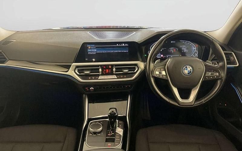 Used BMW 330e Comfort Edition 292 HP (214 kW) 2021 Black Estate