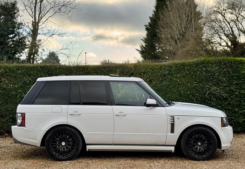 Used Land Rover Range Rover Vogue 2012 White SUV