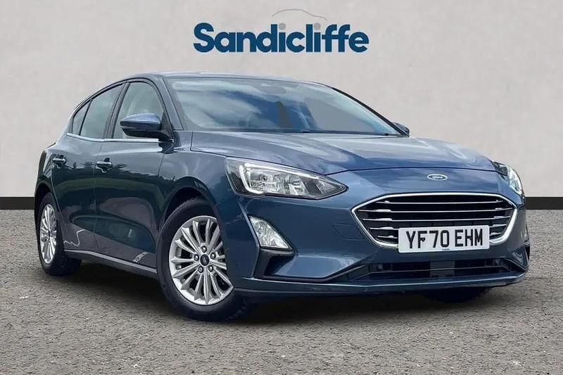 Chrome blue (premium paint) Used 2020 Ford Focus Titanium Hatchback | £12,634 (Fair price) - Image 1/4