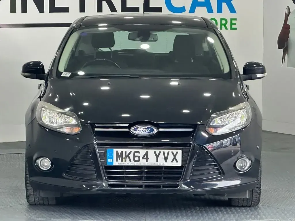 Used Ford Focus Titanium 115 HP (84 kW) 2014 Black Hatchback