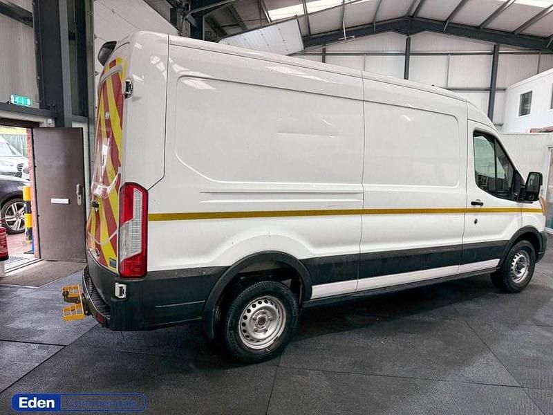 Used Ford Transit 130 HP (95 kW) 2021 White Van