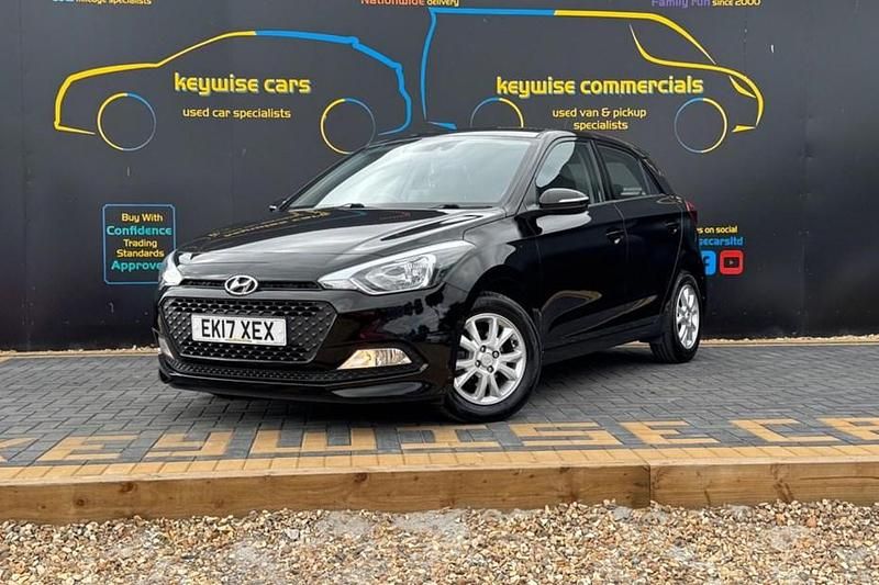 Black Used 2017 Hyundai i20 SE Hatchback | £10,490 (Fair price) - Image 1/1