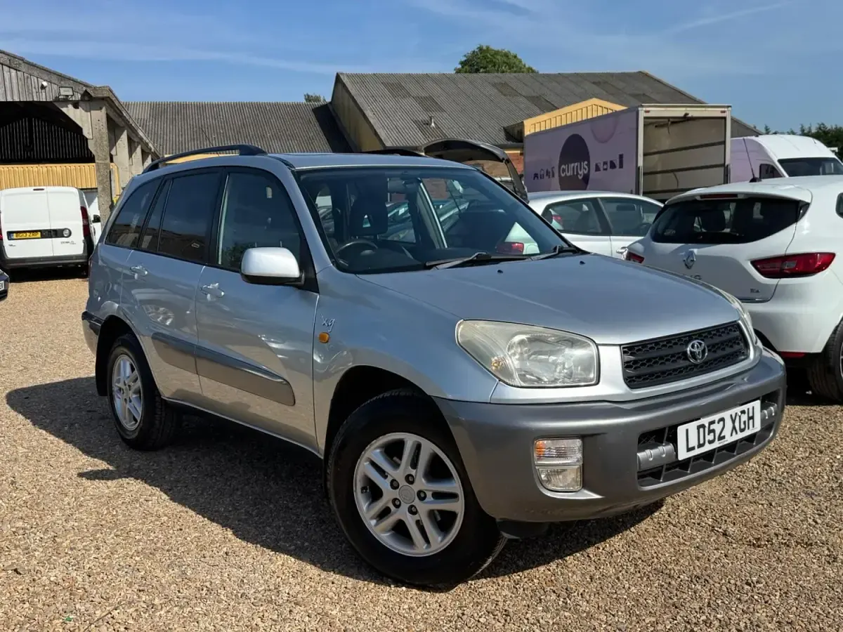 Used Toyota RAV4 2002 Silver SUV