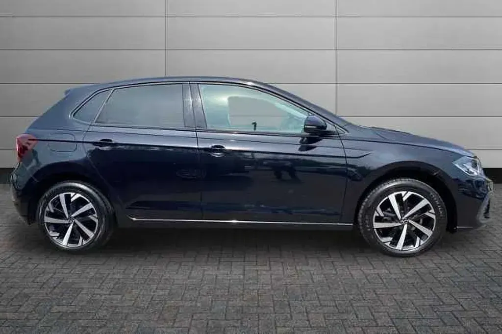 Used VW Polo Match 95 HP (69 kW) 2025 Black Hatchback