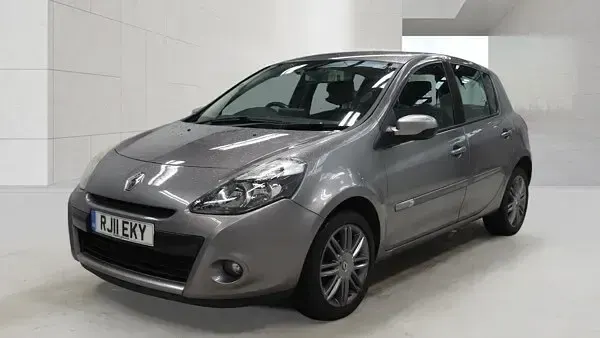 Used Renault Clio II Dynamique 2011 Grey Hatchback
