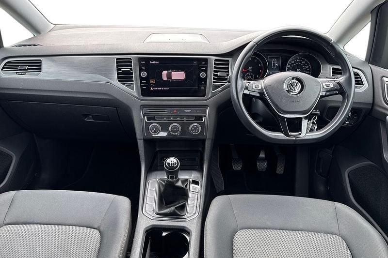 Used VW Golf Sportsvan SE 131 HP (96 kW) 2018 Grey MPV