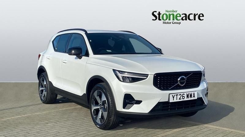 New Volvo XC40 Plus 163 HP (119 kW) 2026 White SUV