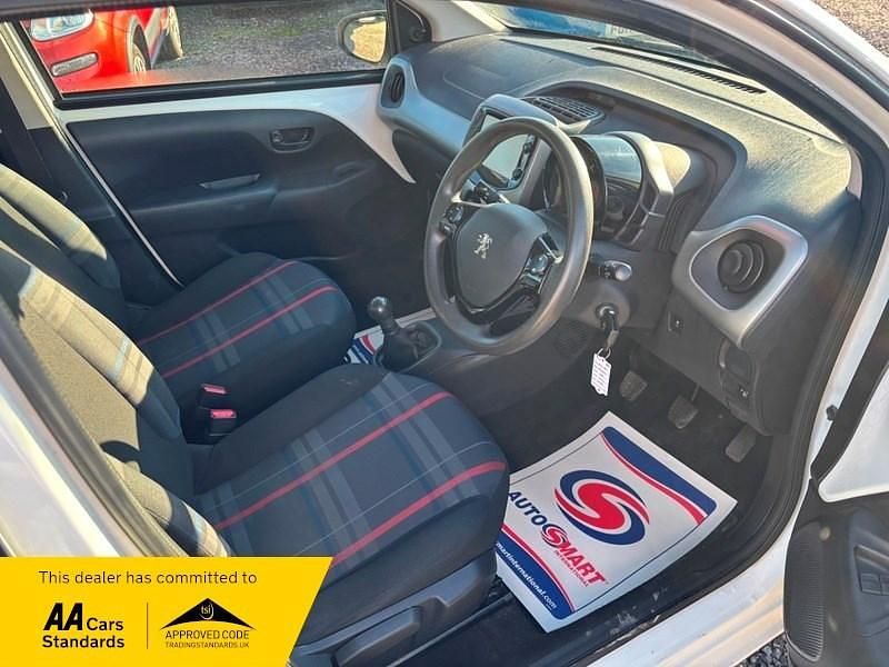 Used Peugeot 108 Active+ 68 HP (50 kW) 2016 White Hatchback