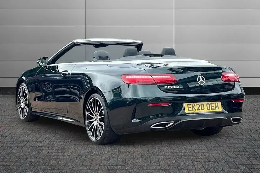Used Mercedes E220 AMG Line Premium Plus 194 HP (142 kW) 2020 Green Cabriolet