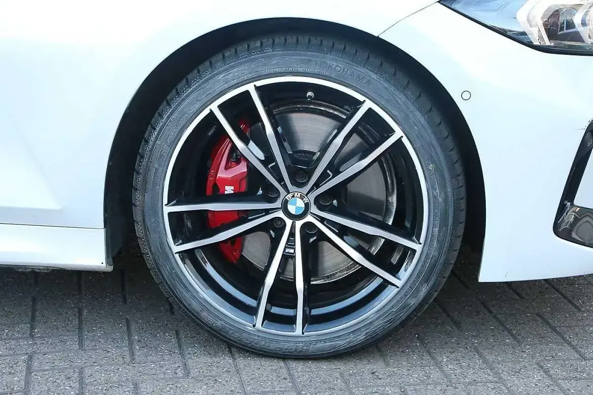 Used BMW 320 M Sport 2024 White Sedan
