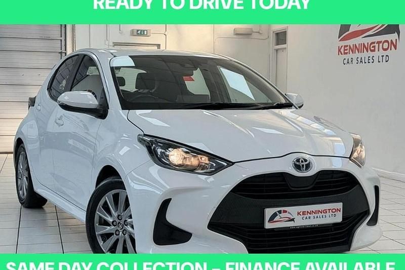 Used Toyota Yaris Hybrid 116 HP (85 kW) 2022