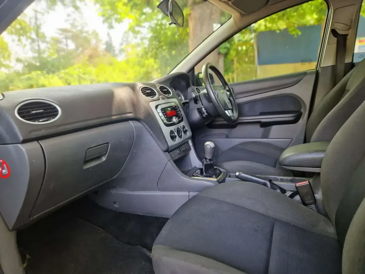 Used Ford Focus Zetec 2007 Black Hatchback