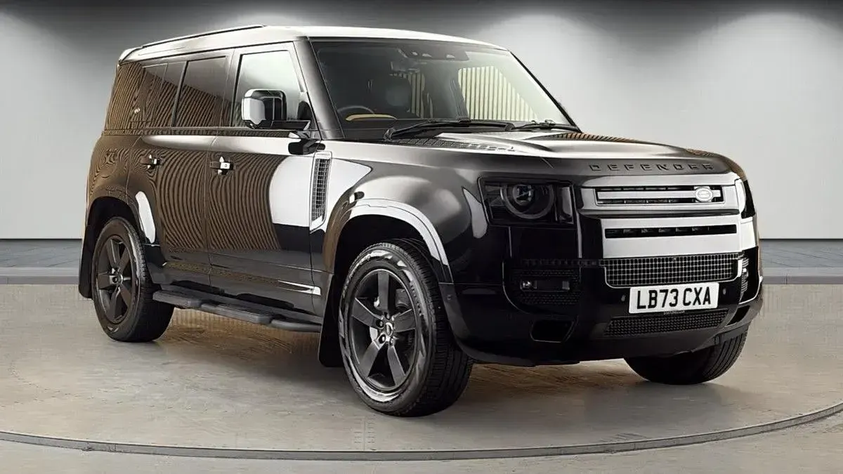 Usado Land Rover Defender HSE Dynamic 300 CV (220 kW) 2023 SUV