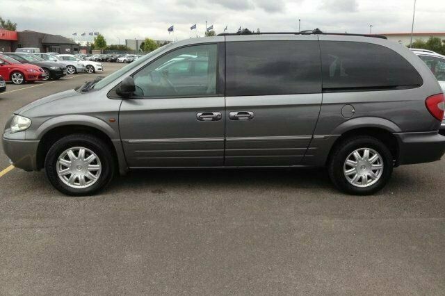Used Chrysler Grand Voyager 148 HP (108 kW) 2006 MPV